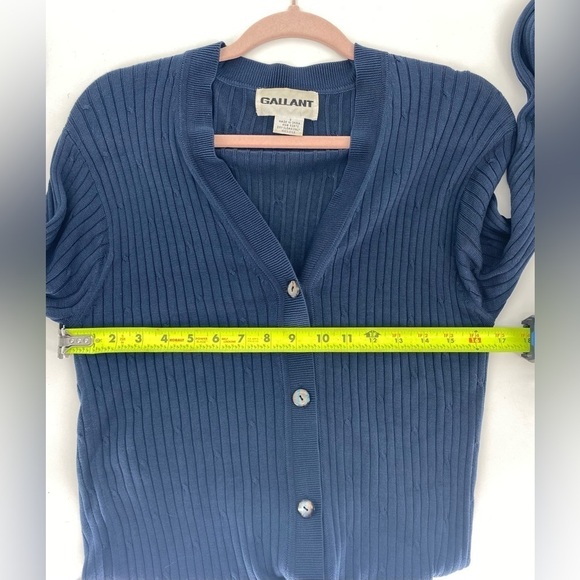 Gallant 100% silk botton up sweater - Picture 7 of 8